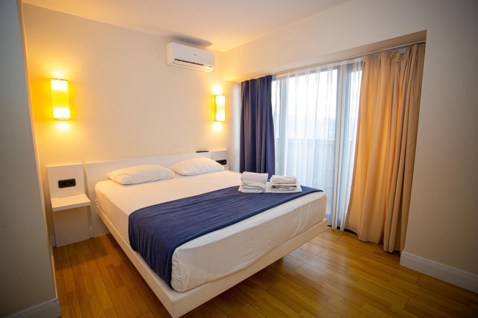 Luxsor & Gorgeous Sea Vlews Apartment Batumi Exterior foto