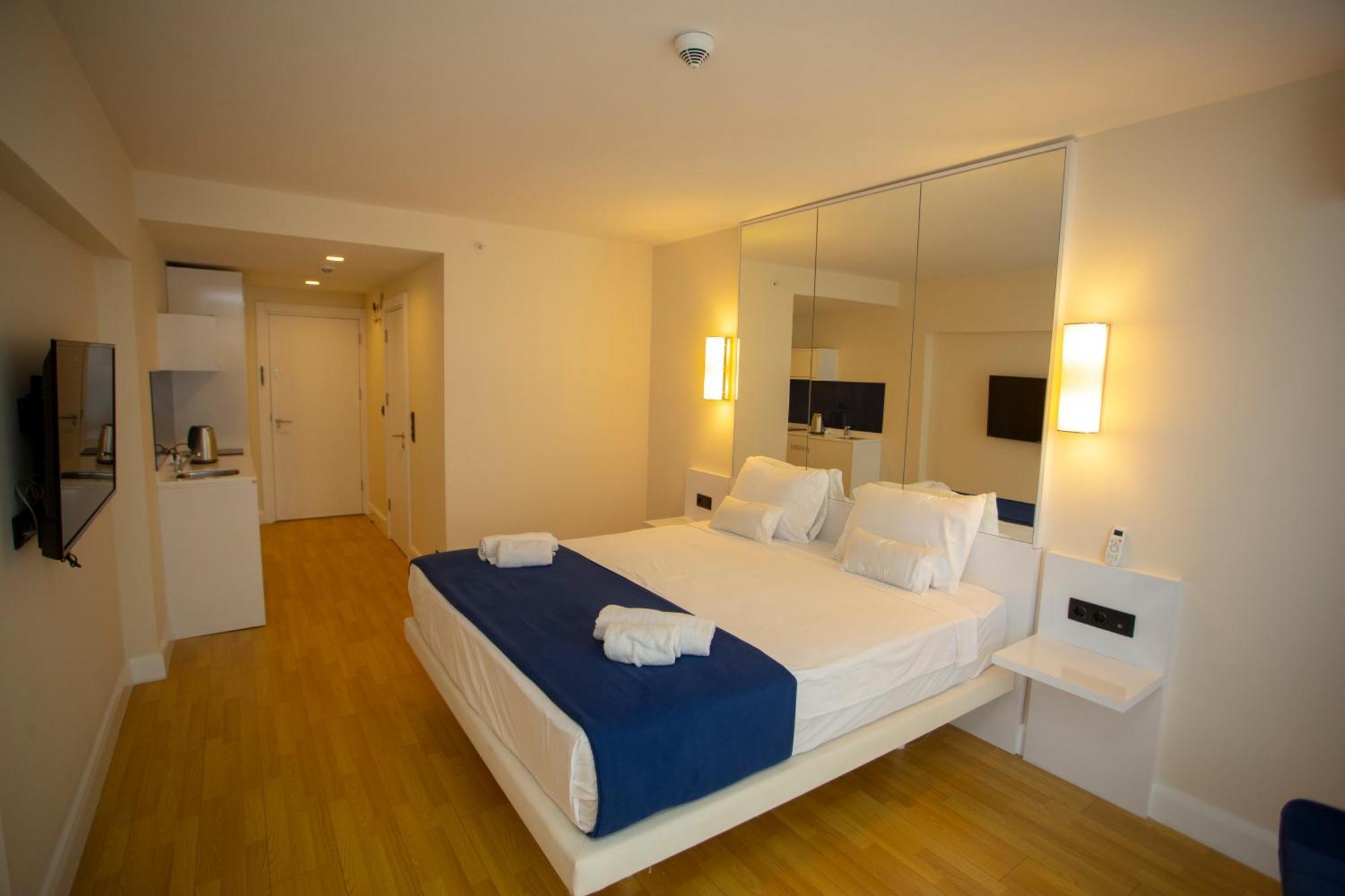 Luxsor & Gorgeous Sea Vlews Apartment Batumi Exterior foto