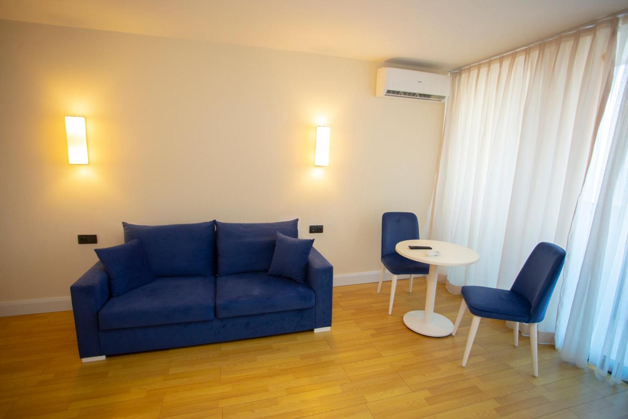 Luxsor & Gorgeous Sea Vlews Apartment Batumi Exterior foto