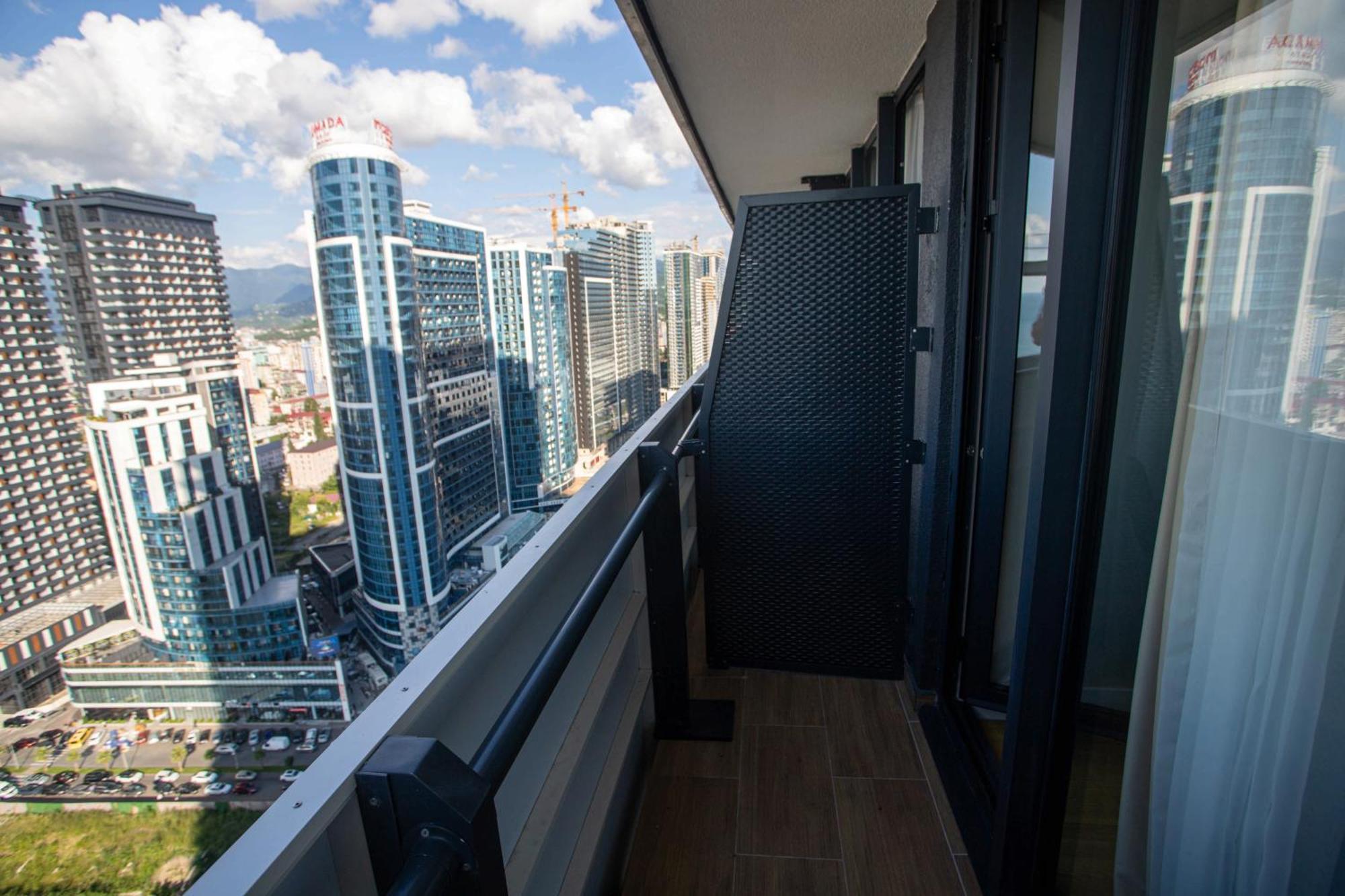 Luxsor & Gorgeous Sea Vlews Apartment Batumi Exterior foto