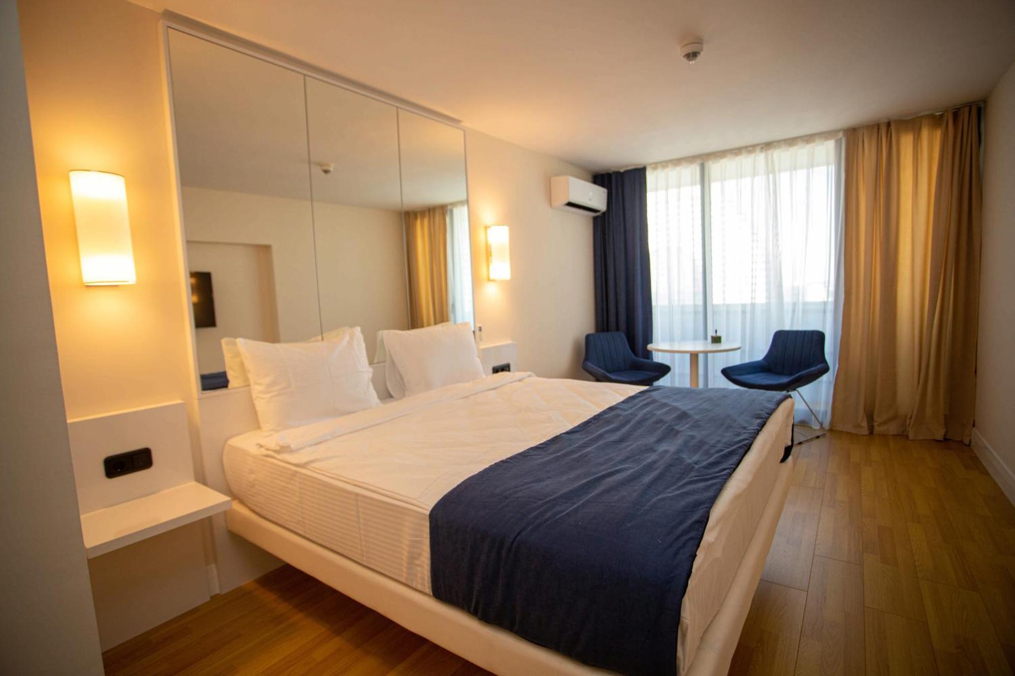 Luxsor & Gorgeous Sea Vlews Apartment Batumi Exterior foto